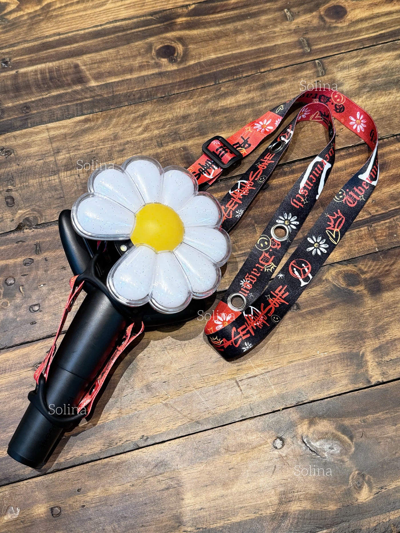 2026 World Tour – New Double-Sided Black and Red Lightstick Strap Holder – Adjustable Crossbody Strap for Concerts, K-Pop & Accessories